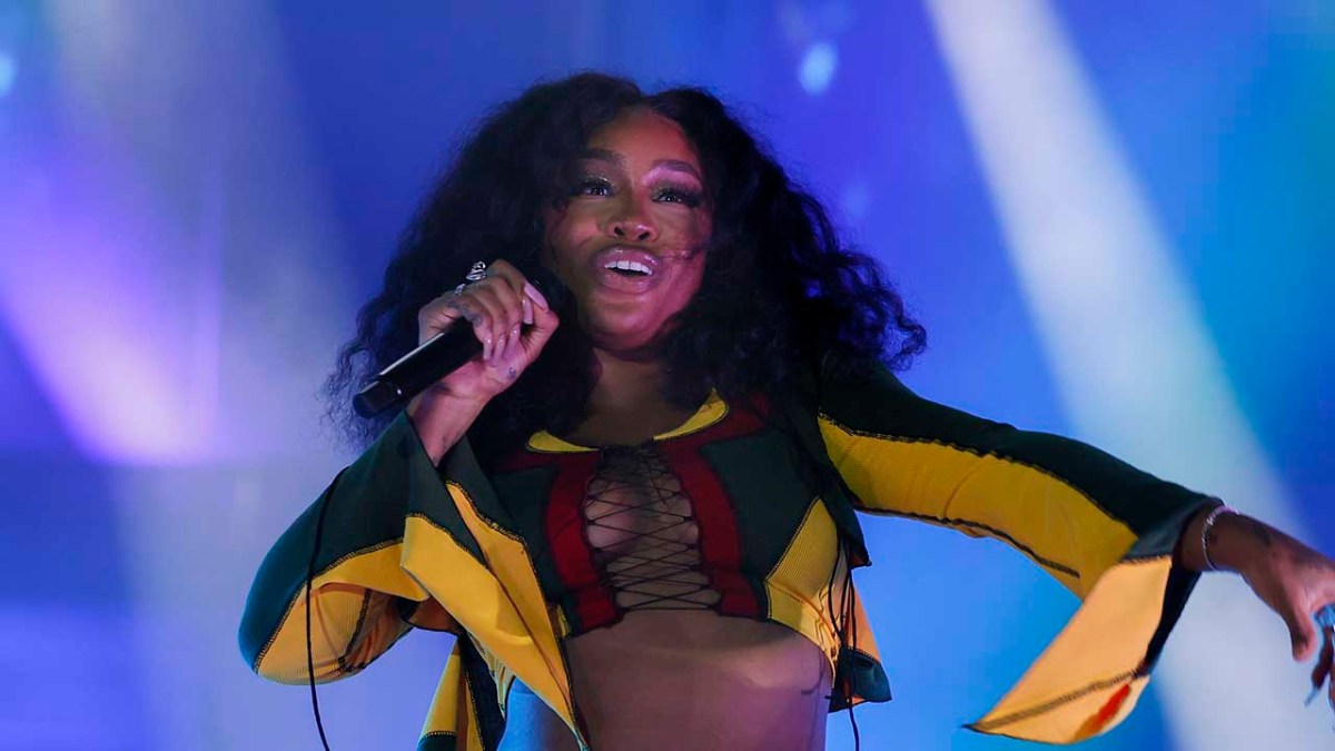 SZA Unveils Obscure Cover Art For New Album ‘S.O.S.’